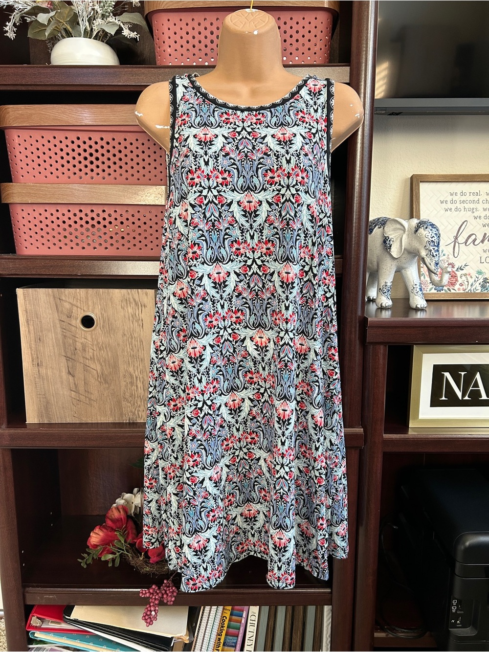 LOFT Women’s Small Blue and Red Floral Patterned Knee-Length Dress